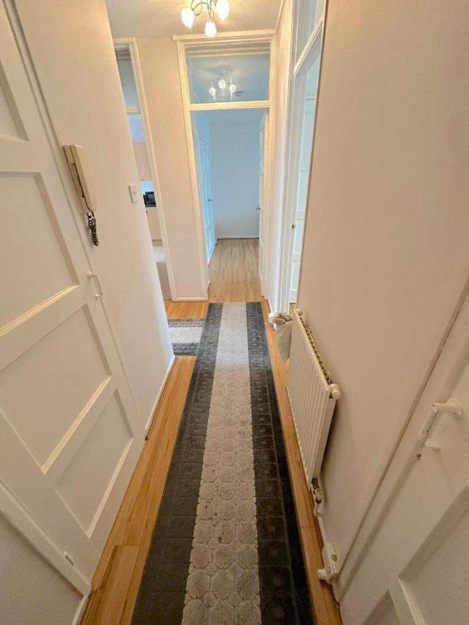 דירות Pinner 303 Alexandra Avenue Ha2 9Dx מראה חיצוני תמונה